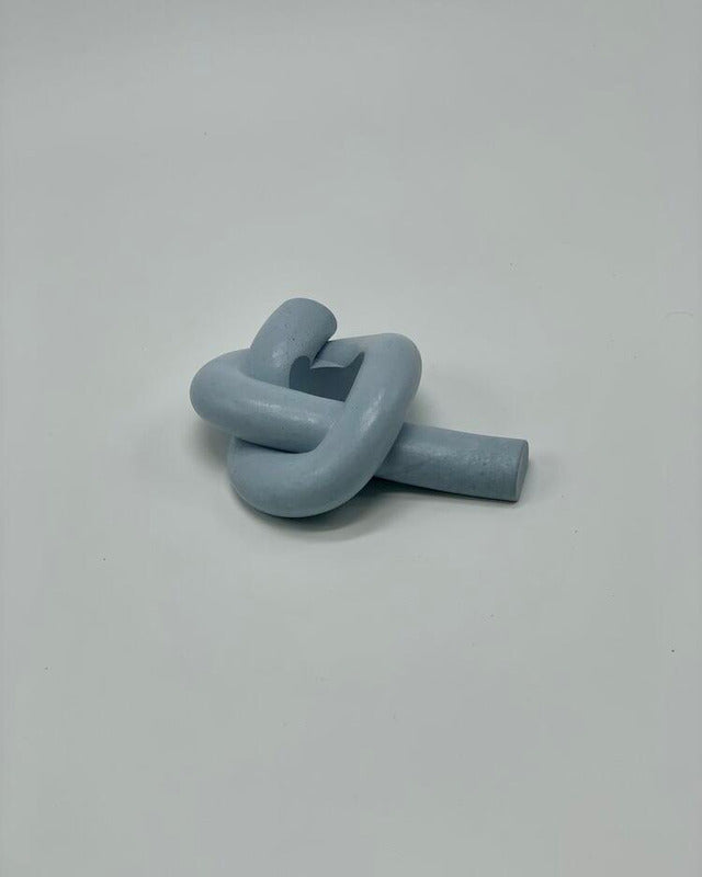 Uno Atelier Knot Concrete Candle Holder